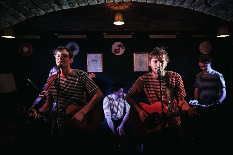 Kruh 19 rozezní páteční večer na RVVZ Praha